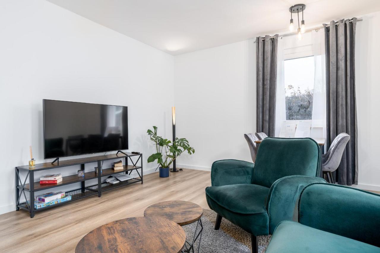 Free Living - Jungle Design Apartments, Zentrum, Parkplatz, Kueche, Wlan Wolfsburg Dış mekan fotoğraf